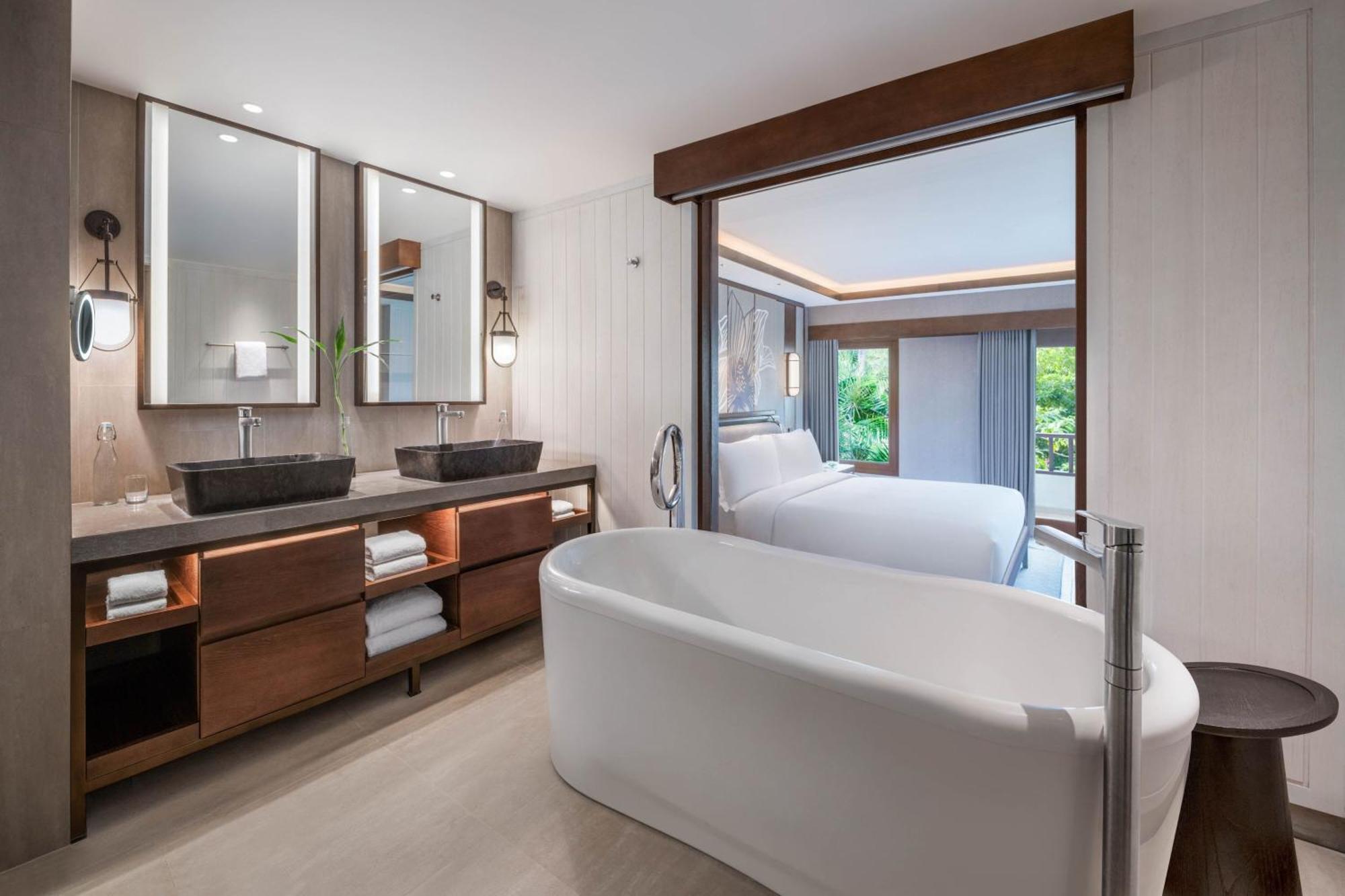 Suite con 1 Camera da Letto, 1 Letto King-Size e Terrazza - Accesso Laguna e Attività Giornaliera Gratuita